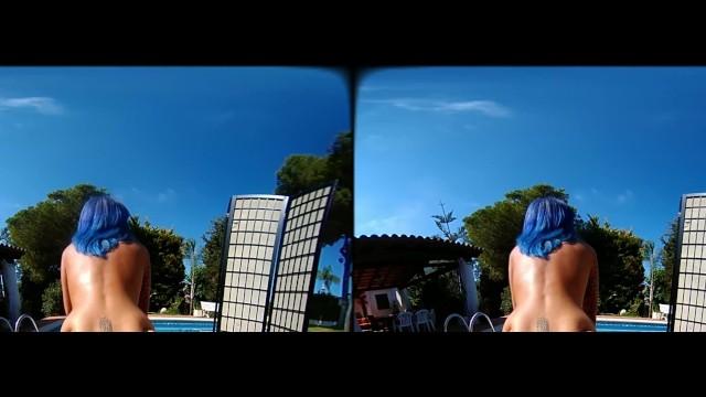 18QT VR : Sex at the Pool LiveX-Cams