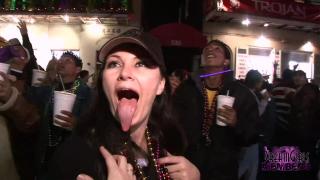 TBLOP Exhibitionist Wives Proudly Show Em at Mardi Gras Teenpussy
