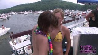 Fetish Freaks Show Tits Ass & Pussy Lake of the Ozarks 3D-Lesbian