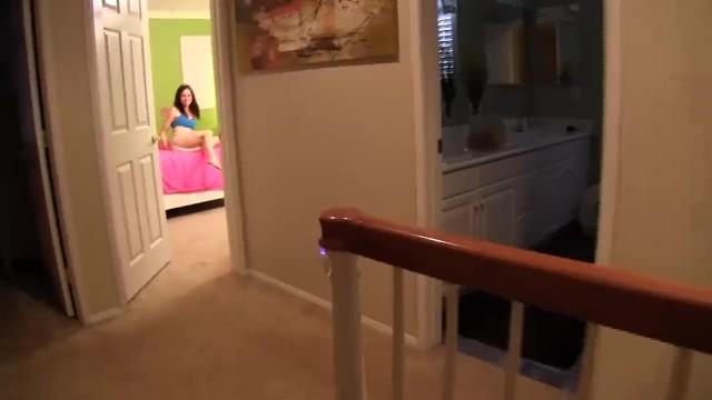 Step Mom You should Entertain me Daddy. Jenna J Ross - Taboo Handjobs Futa