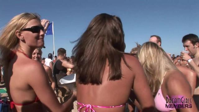 Interracial Porn College Spring Breakers Party Hard at Texas Beach Closeups