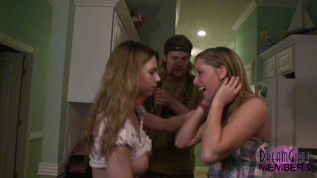 Show Innocent Daughters get Wild & Naked on Spring Break Stepfather