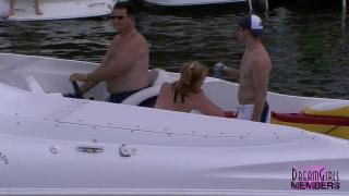 Videos Amadores Party Girls Flash & Finger Pussies in Lake of the Ozarks Cum Eating