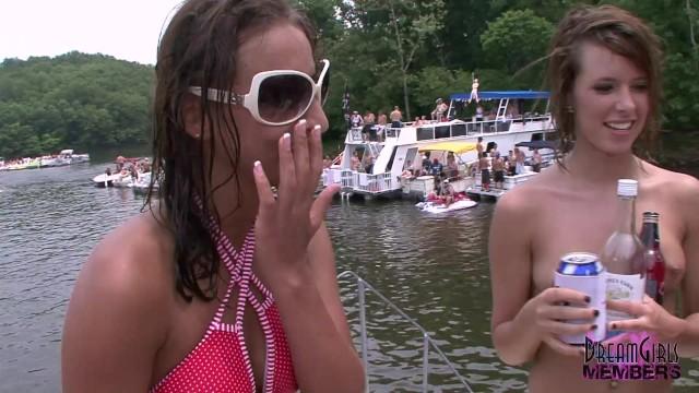 Teen Freaks Party Naked at Awesome Ozarks Boat Party - 2