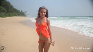 BadJoJo Gorgeous Latina Teen Model Strips off her Bikini for Nude Beach Photoshoot Spying