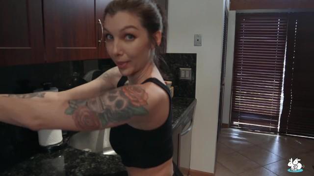 Instagram TrueAmateurs - Tattooed Alt Girl Pounded in the Kitchen & Gets Jizz on Tits Reality
