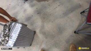 Exhibition Roadside - Thick Latina Stripper Gets a Facial from her Mechanic Creamy