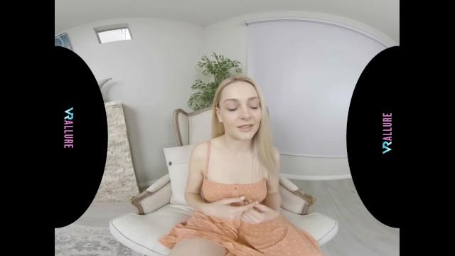 JackpotCityCasino VRAllure Aften Opal Shows you how she Likes It! Rough Sex