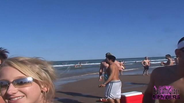 Sexcams Coed Freak Dance Party & Bare Titties on the Beach SexLikeReal