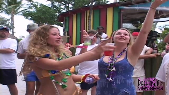 Humiliation Florida Bartenders get Naked at Awesome Pool Party Suruba