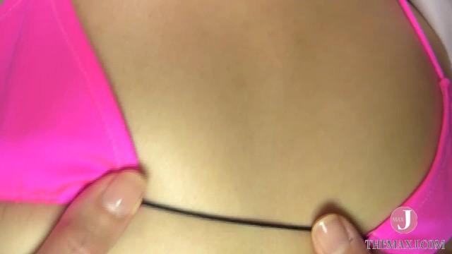 Nina Elle マイクロビキニ姿で、脱いで嫌なエロオイルマッサージで感じた神前つかさ-つかさのノーブラベルガール[BFAZ-011] Metendo - 1