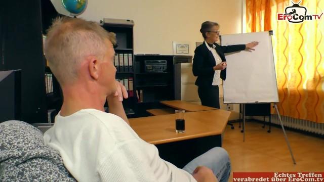 Webcams Blonde German Mature Boss in Stockings Fucks in Office at Work Moms - 1