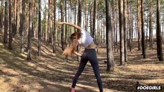 Freeporn DoeGirls - Stella Flex Big Ass Russian Babe Outdoor Solo Pussy Masturbation with her Toys Gay Pissing