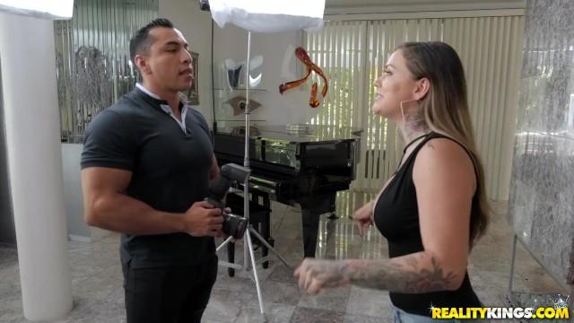 Reality Kings - Sexy Karmen Karma Challenges Lenna Lux to a Suck-Off - 2