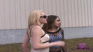 Family Sex Risky Public Flashing with two Roommates Indonesia