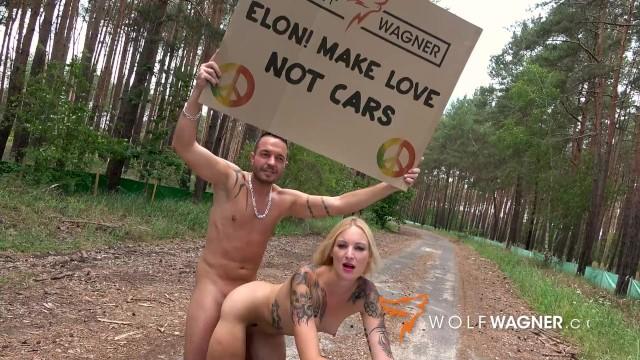 IndianXtube Tesla Protest! Kitty Blair Nude in Public for Greater Good! + Outdoor Fuck! WOLF WAGNER AdultFriendFinder - 1