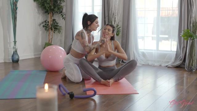 Girl Grind - two Hot Chicks Heather Vahn and Joanna Angel Eating each other Pussy after Yoga - 1