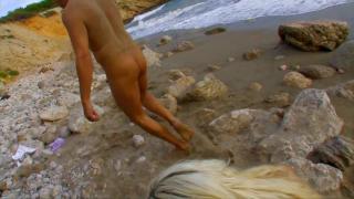 Hardcore Porn Petite Cute Blonde Teen Gets Throat Fucked and Rough Fucked by Sugar Daddy on the Beach Vecina