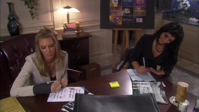 Two Aroused Blonde Ladies Turned the Office into a Lesbian Quarter - 2