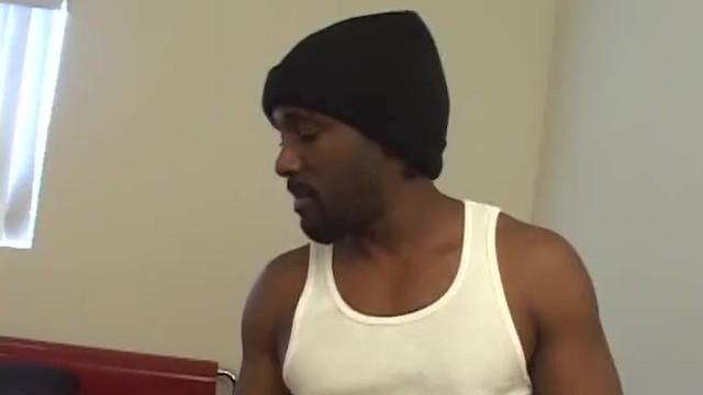 Pervs Trash Guy Fucks Big Fat Ebony MILF so Hard Cheating Wife