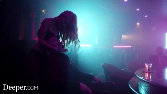 Deeper. Kayden and Kenna Fuck VIP in Strip Club Booth - 2