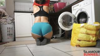 Face Fucking Naughty Laundry Day & Smoking with Terri Lou Livecam