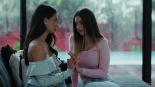 Dildo Fucking Sweet Heart Video - Gorgeous Babes Gia Paige & Stella Cox Lick each other Pussy Gay Public