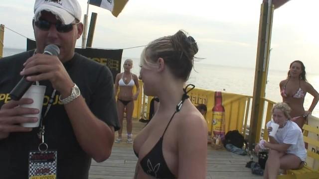 Good Hot Sluts Naked in Bikini Contest Smoking