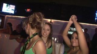 Stepbro Dancing College Girls at Spring Break Party in Bar Foda