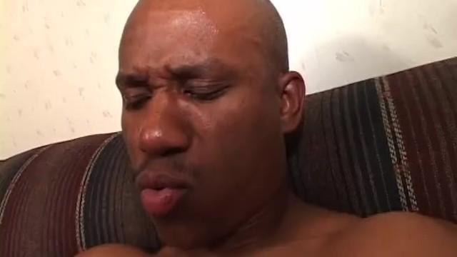 Thick Busty African Cheating Wife Gets Fucked by a Skinny Guy with a Monster Black Dick - 2