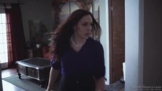 Asa Akira Sweet Sinner - Horny Brunette Abella Danger Gets her Ass Fucked by her Roommate's Boyfriend Chupando