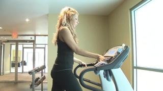 Cop Hot Busty Sporty MILF Blows her Instructor's Dick at the Gym iXXXTube8
