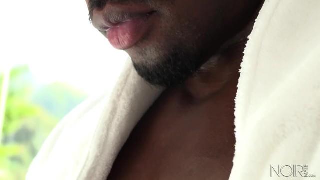 Footjob Noir Male - Hot Dudes D'Angelo Jackson & Dillon Diaz getting Sexually Romantic in the Jacuzzi Women - 1
