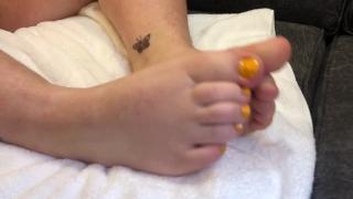 Female Domination Teen BBW Paints Toes and JOI W Feet! Colombian