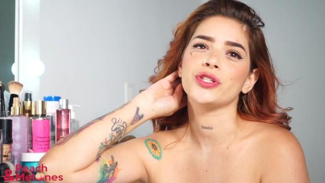 NudeMoon Hot Amelia Show us her Tattoos Women Sucking
