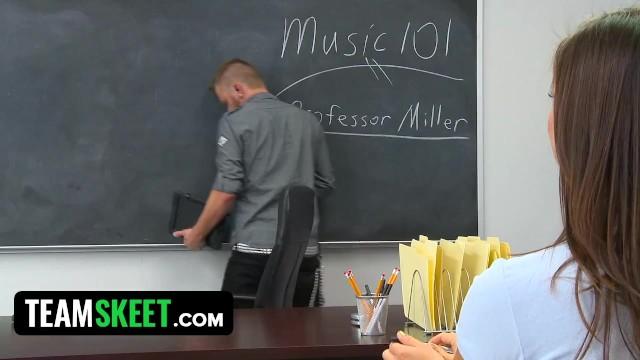 Coed Slutty Student Banged on the Desk by Pervy Teacher OlderTube