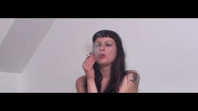 javx The whole Room Experience Carmina, like Her, in her Strong Erotic way Smokes and with the Smoke Fi Sucking Dick