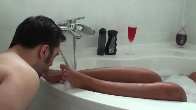 Petite Teenager Butler Richie has to Kneel in the Bathroom and his Mistress, who Serve and Spoil Yas Min. Indian Sex - 1