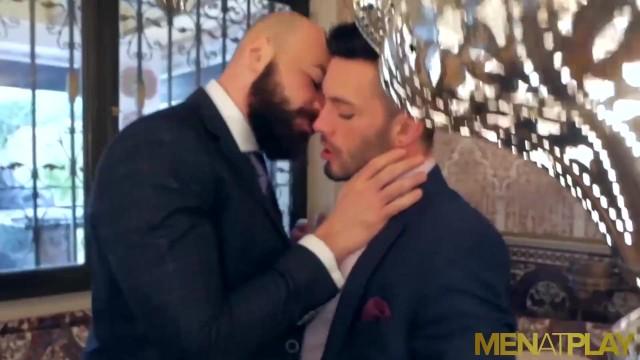 Fisting MENATPLAY Suited Andy Star Anal Fucked by Bearded Max Duro ToonSex - 1