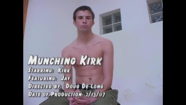 Munching Kirk - I took one look at this Straight Stud and Knew I had to Taste his Load! - 1