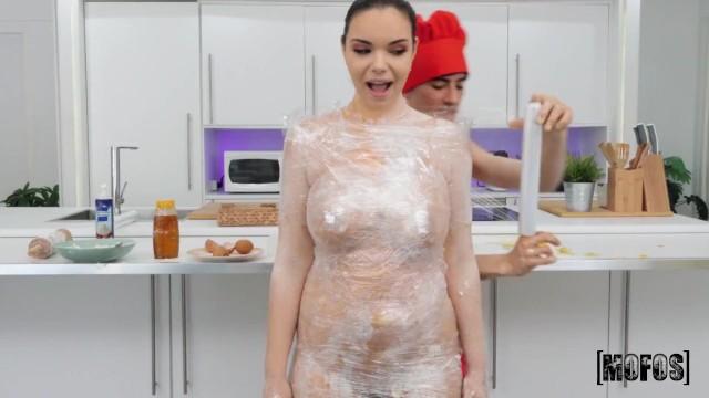 Hogtied Mofos - Chef Jordi El Nino Polla Puts Whip Cream on Sofia Lee's Body before Fucking her Tight Pussy Gemidos