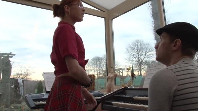 Plumper Nerdy Teen with Perfect Pussy Gets Fucked by her Piano Instructor Brunettes