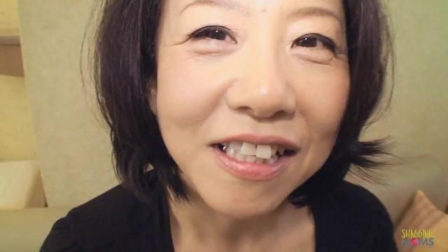 Glamcore Asian Mature Convinced to Fuck so she Receives a Sloppy Creampie in Bed Junko Sakashita - Pornhub.com Nina Elle - 2