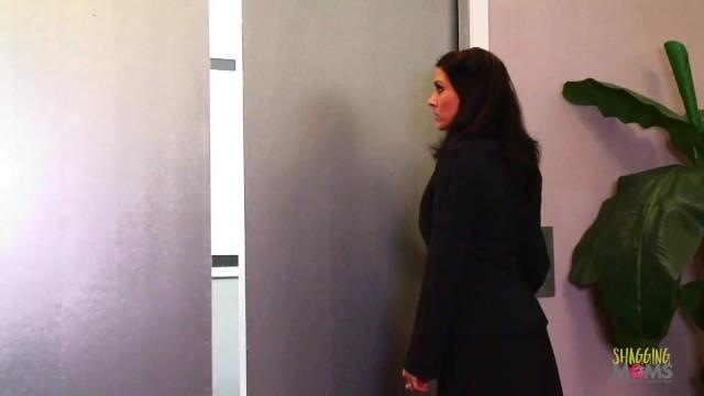 Picked Up Elevator Stop that this Brunette MILF used for a Hot Cock Fuck - Pornhub.com Pale