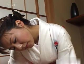 Wanking Incredible Japanese chick in Exotic JAV uncensored Handjobs movie Corrida