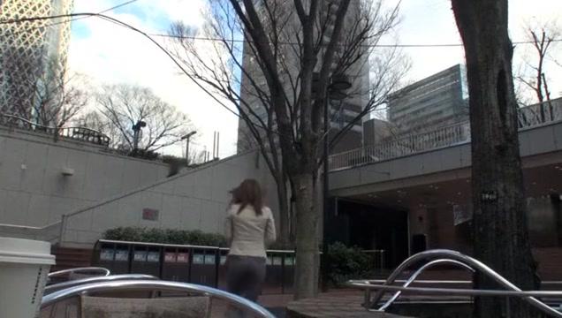 Incredible Japanese chick Anri Onuki in Exotic Cunnilingus JAV clip - 1