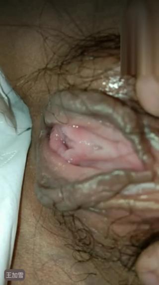 Dorm Girlfriend's close-up Dick Sucking