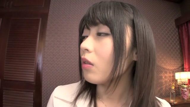 Amazing Japanese chick in Horny MILF, Handjob JAV movie - 2