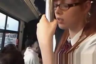 PornoOrzel Horny girl fingerfucked to orgasm on bus Soloboy