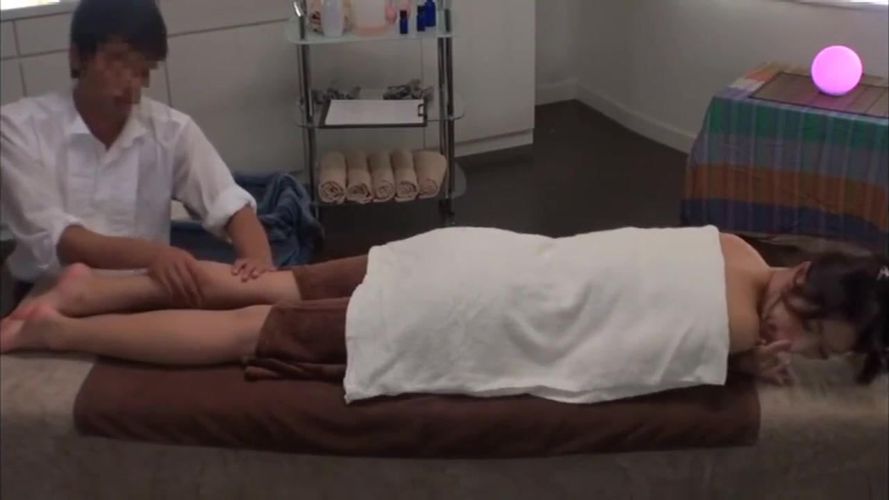 japanese milf massage - 2